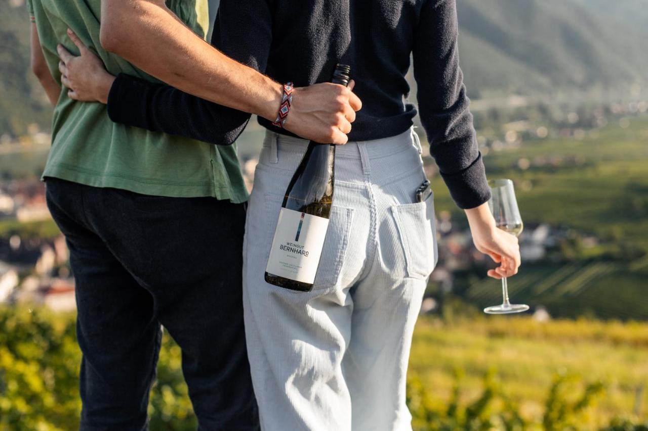 Winzerhof & Gaestehaus Bernhard ヴァイセンキルヒェン・イン・デア・ヴァッハウ エクステリア 写真