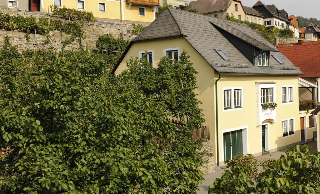 Winzerhof & Gaestehaus Bernhard ヴァイセンキルヒェン・イン・デア・ヴァッハウ 部屋 写真